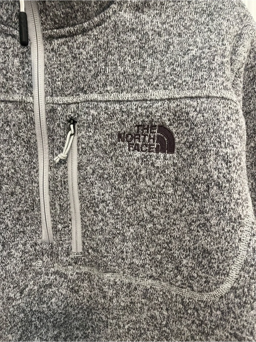 The North Face Men’s Heather Gray Sweater Fleece 1/4 Zip Pullover Size Large